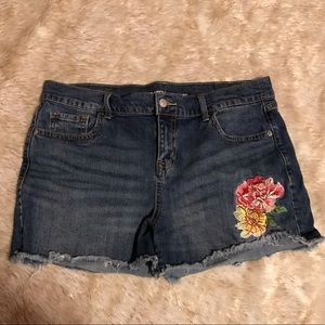 Old Navy Boyfriend Denim Shorts
